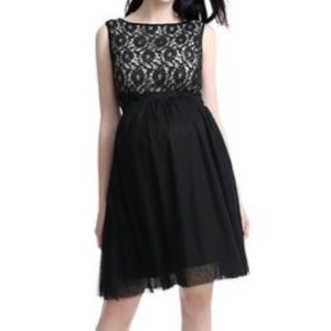 🛑Host Pick! Kim & Kai maternity dress